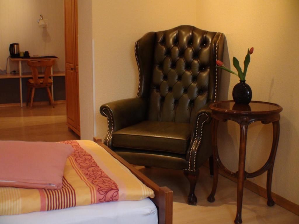 Hotel Alt-Rodenkirchen Keulen Kamer foto