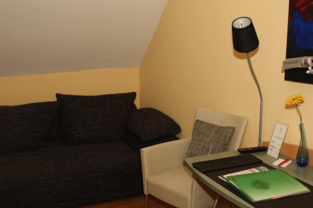 Hotel Alt-Rodenkirchen Keulen Kamer foto